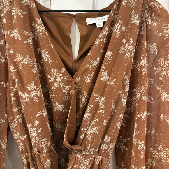 She & Sky Floral Mini Dress - Picture 3 of 6